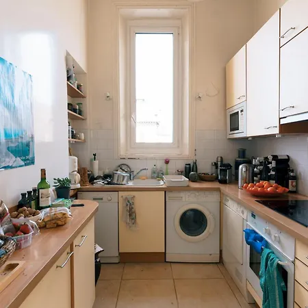 Beautiful Seafront Apartment